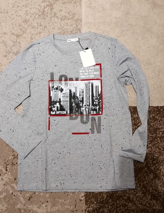 Tricouri noi, cu eticheta pt 146-152 cm, 10-12 ani