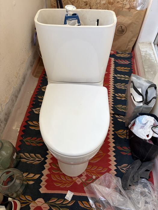 Продам унитаз срочно