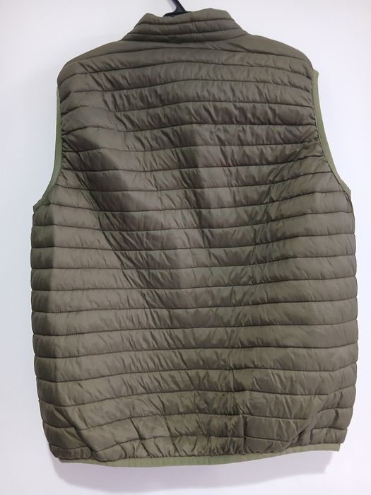 Vesta matlasata unisex mar XL sau 48-50 stare perfecta, putin purtata