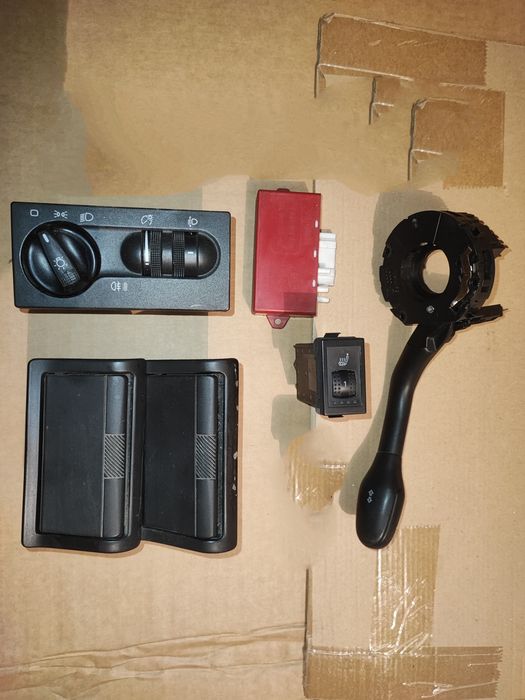 VW T4 manetă motorașe sticlă oglindă parasolare boxă scrumieră