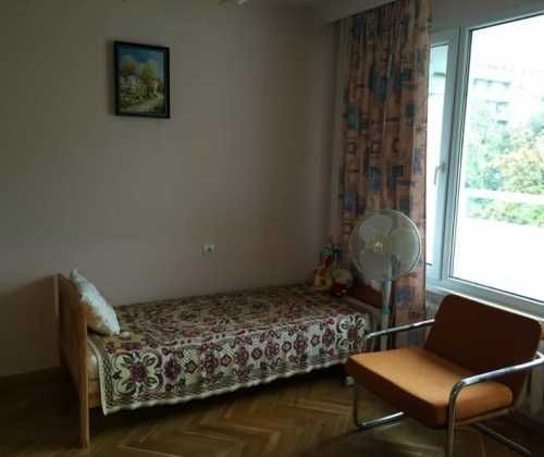 Тристаен апартамент в Сухата река