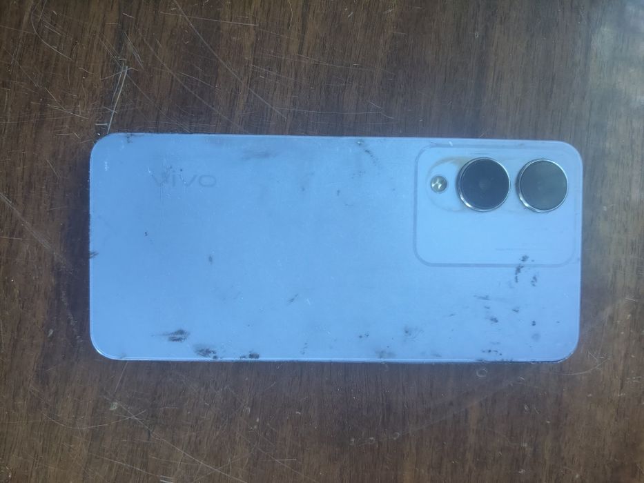 Телефон Vivo Y 17s