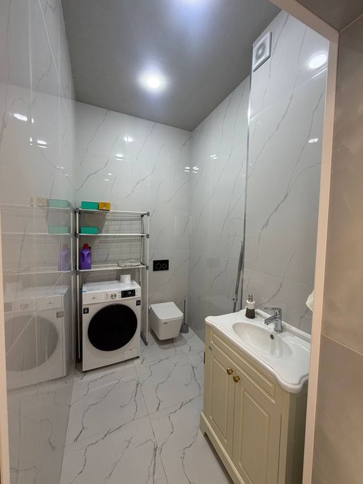 Срочно продам 3 х ком 94м2