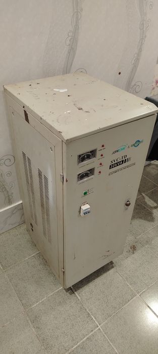 Продам стабилизатор напряжения