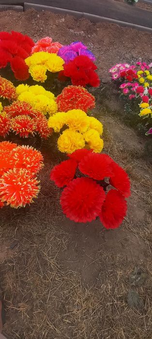 Продам искусственные цветы