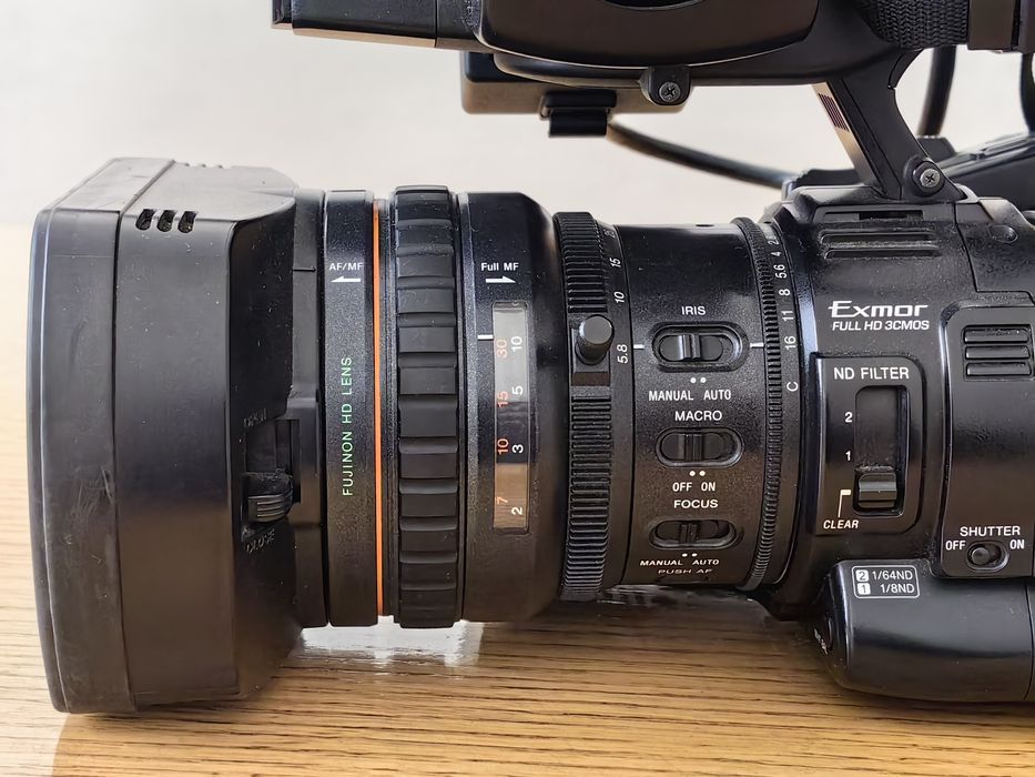 Sony PMW 200 camcorder