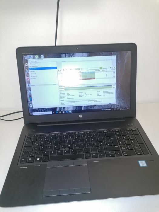 Laptop Hp zbook 15 g3 workstation Cpu i7 6820hq ram 8gb Ssd 256gb