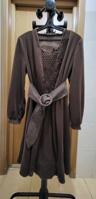 Продам женскую одежду