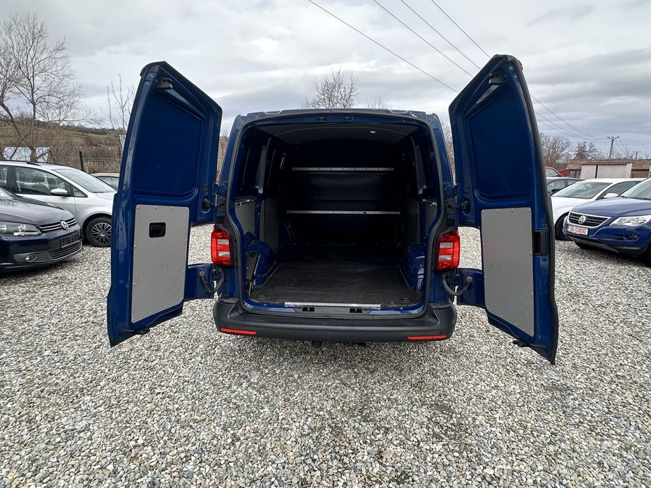 VW Transporter T6 2016 2.0TDI 150cp DSG /Rate avans 0/Garantie