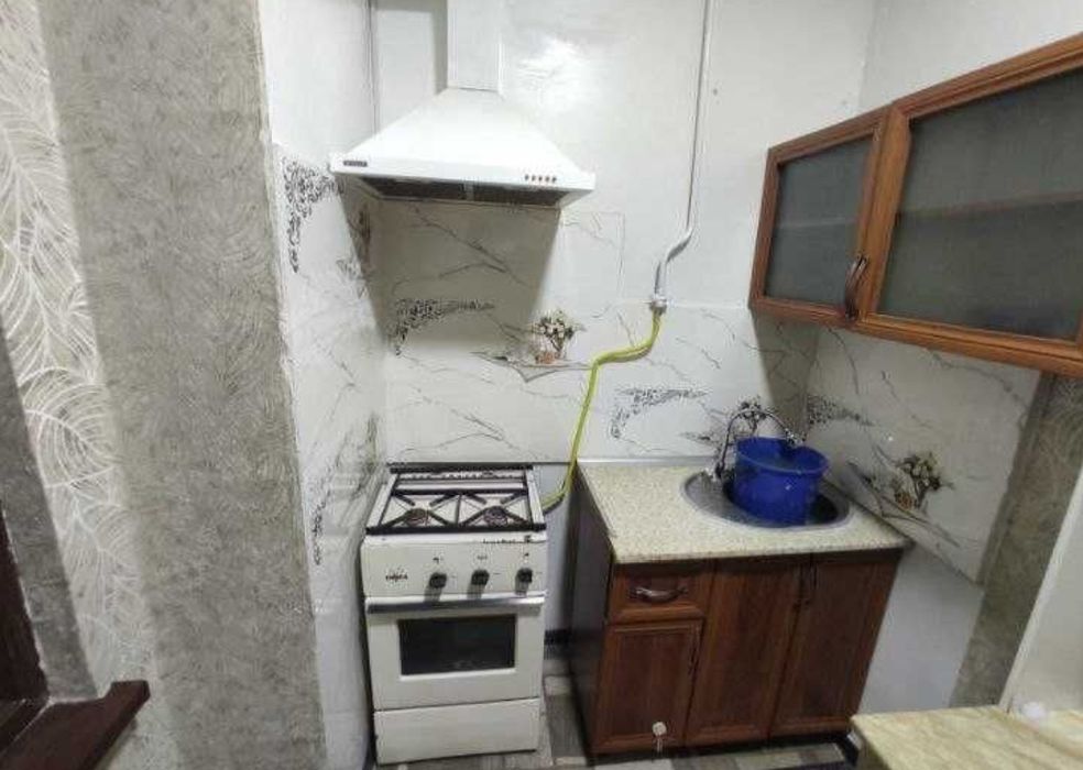 Аренда. Сергелинский р-н Куйлюк массив 6 1/1/5 чистая квартира