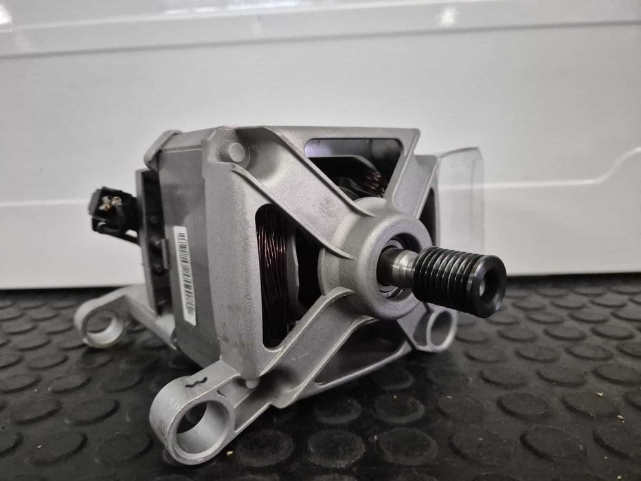 Motor 7 pini masina de spalat Arctic Beko G&J GJ-2UA021E mod / R20