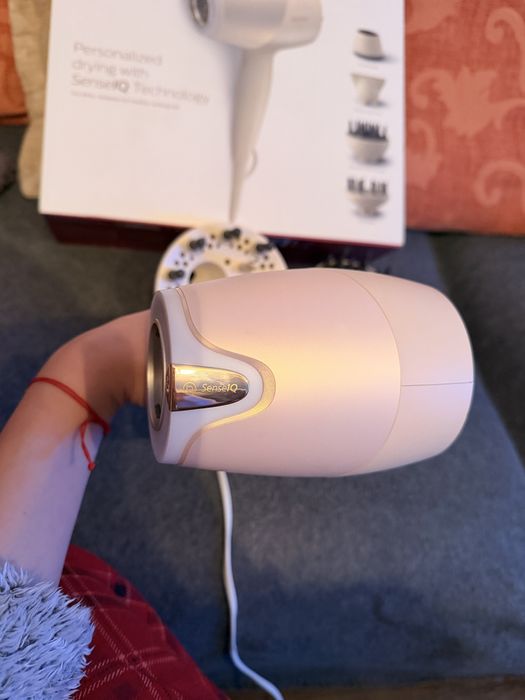 Philips Hair Dryer 9000 – SenseIQ