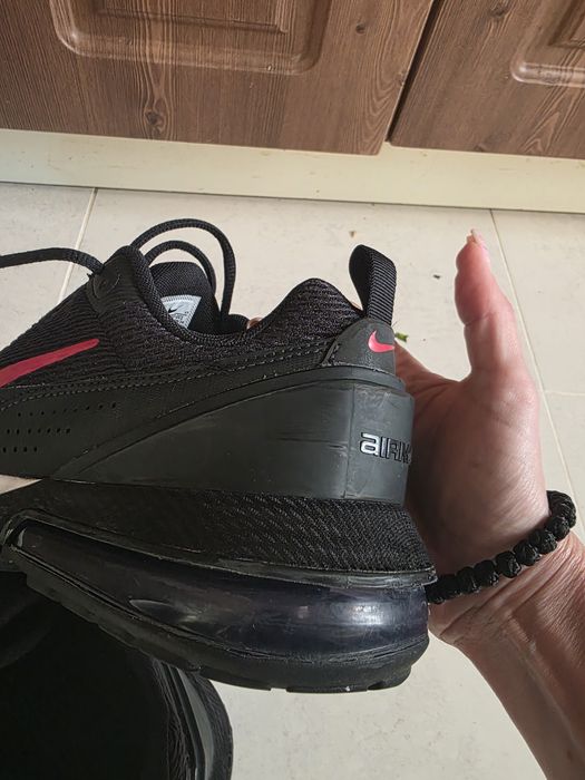 Маратонки Nike Air Max Pulse
