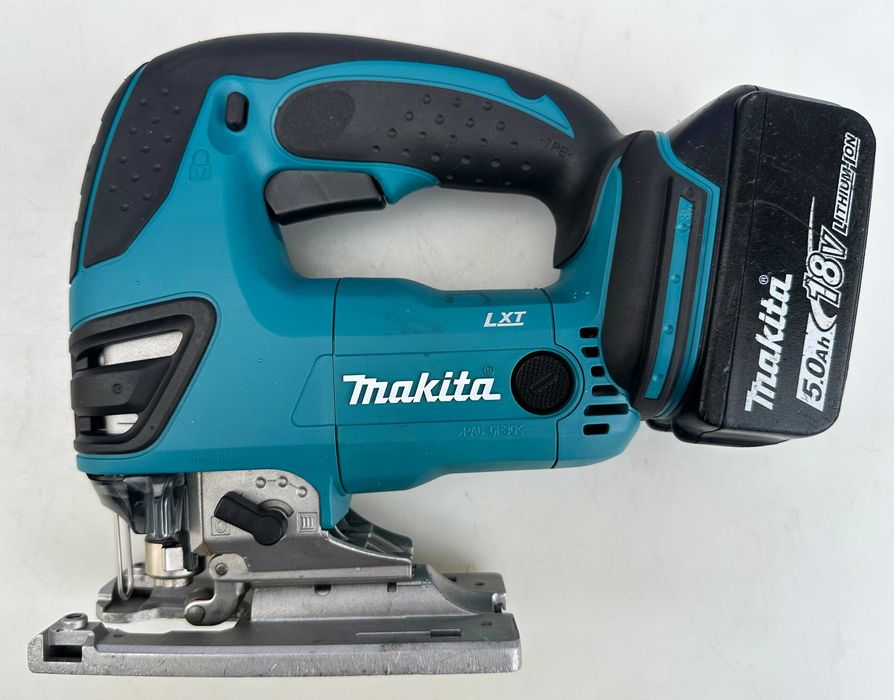Makita DJV180 - Акумулаторен прободен трион 2x18V 5.0Ah перфектен!