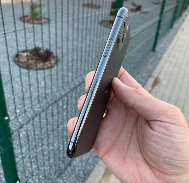 Продам Айфон 11 Pro 64gb