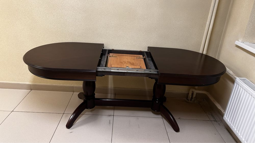 Стол дубовый бордо