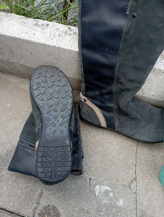 Обувки, сандали, ботуши 38-39 номер