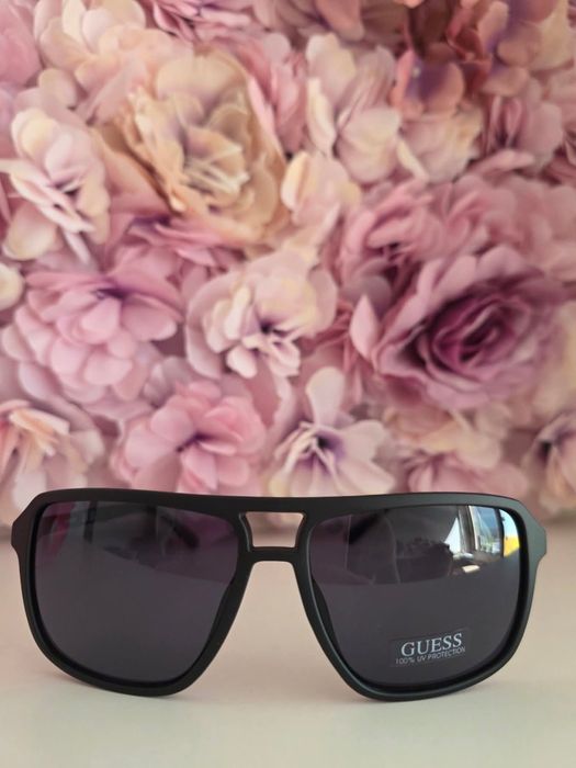 Слънчеви очила Guess