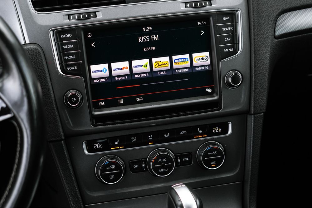 VOLKSWAGEN Golf 2015 — imagine 5