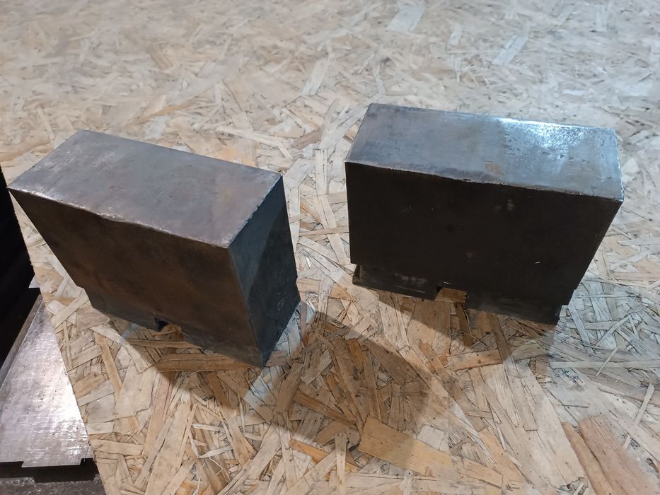 Кузнечные бойки на молот