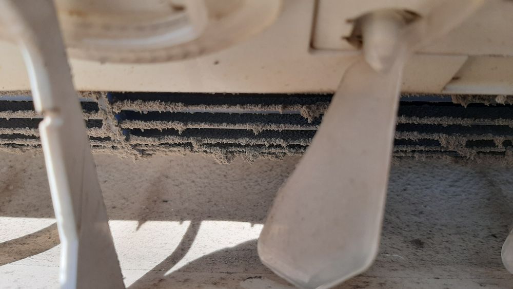 Мойка кондиционеров, атакже заправка, ремонт и установка.