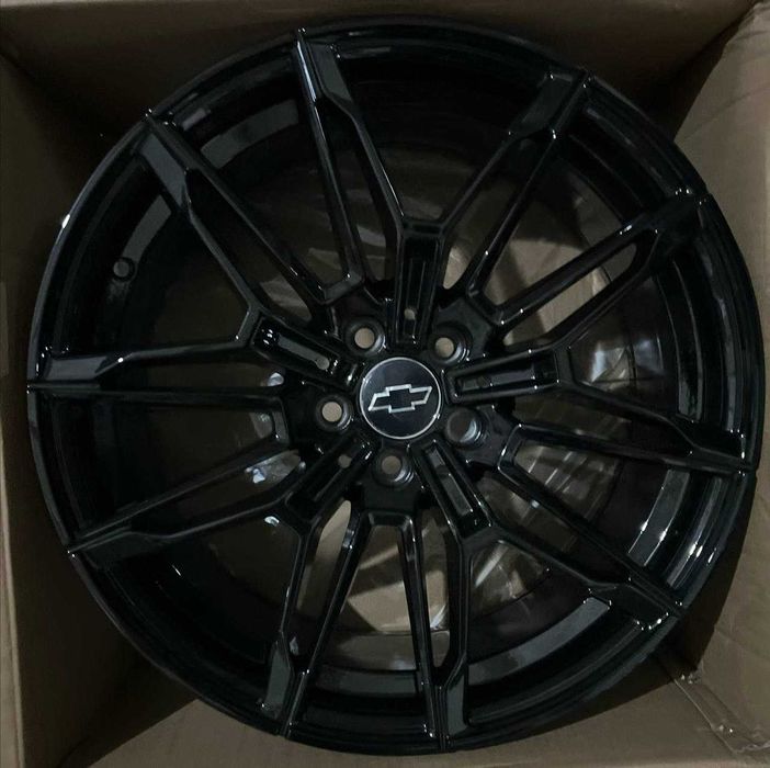 FORMULAPLUS 18R Universal Saka Sport Diskalar 5/112 5/105 8/100/108