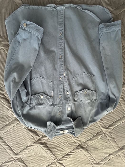 Джинсовая рубашка