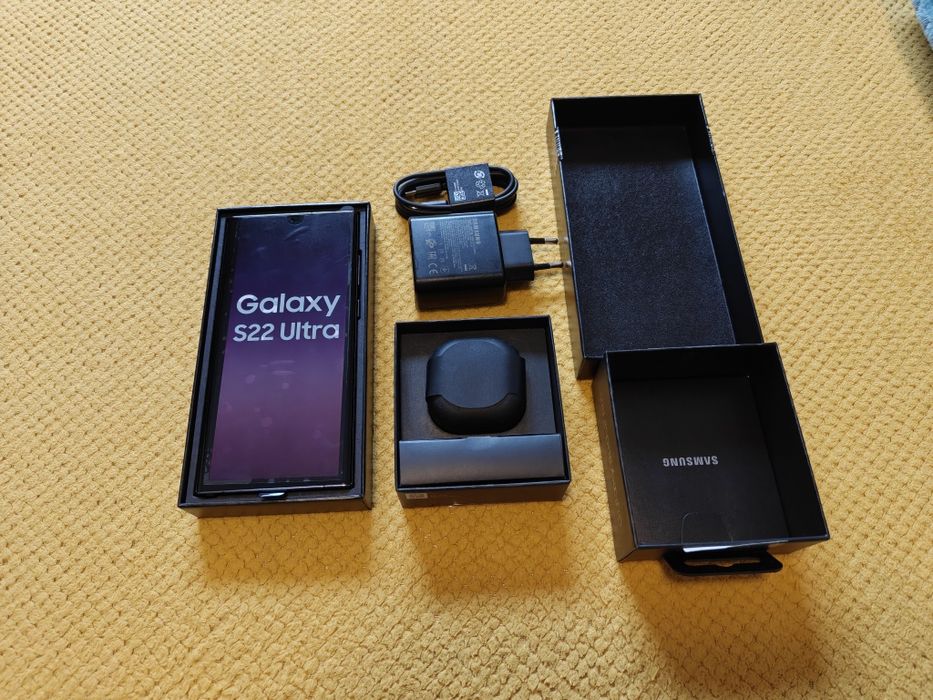 Samsung Galaxy S22 ULTRA