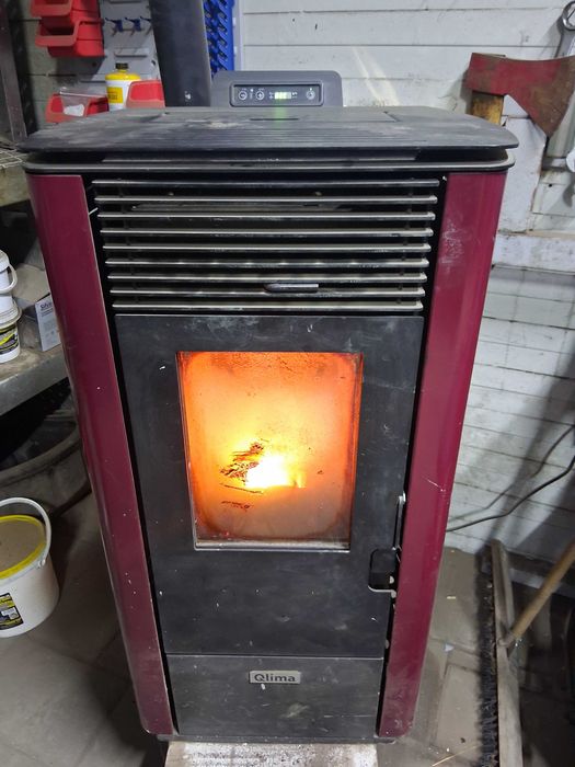 Soba pelet cu ventilatie aer 8 kw