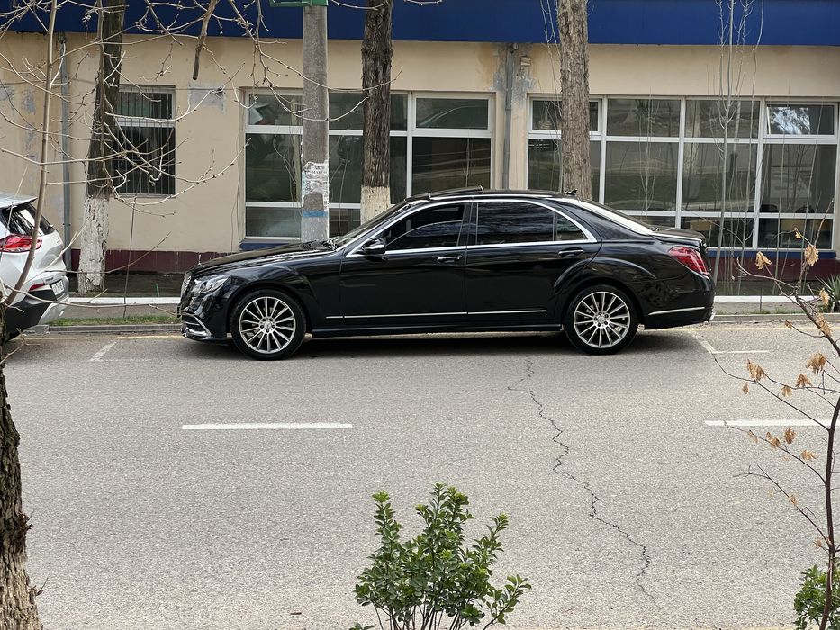 Mersades benz 220 kuzob 222 qlingan xolati yaxwi qaytq jixozi bor