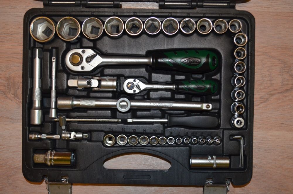 Набор торцовых головок Aeroforce 94 предмета