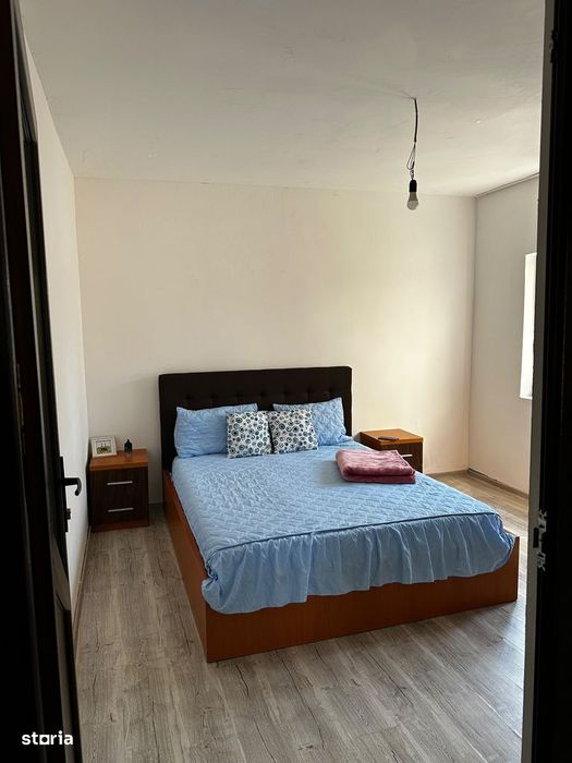 P+1 , teren 200 mp, preț 200 000 euro, loc.Lumina