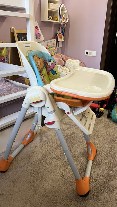 Детский стульчик для кормления Chicco