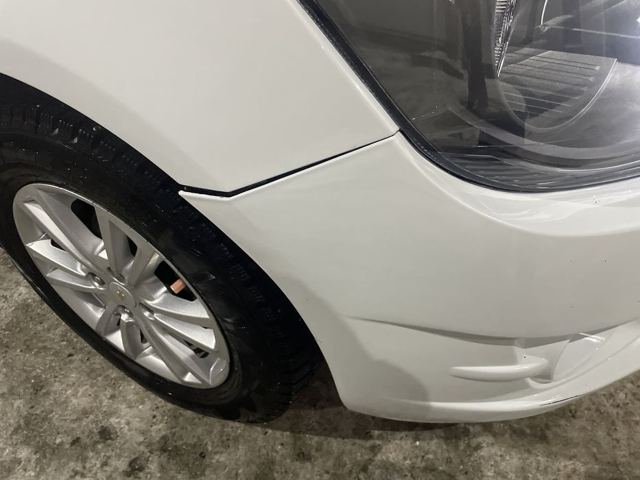 Продам бампер кобальт