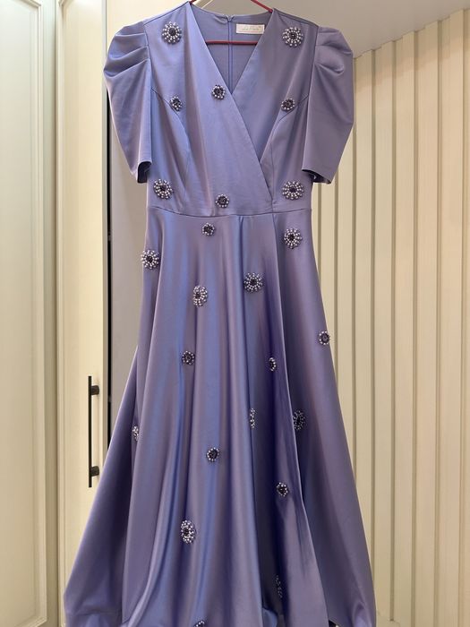 Вечерные платье