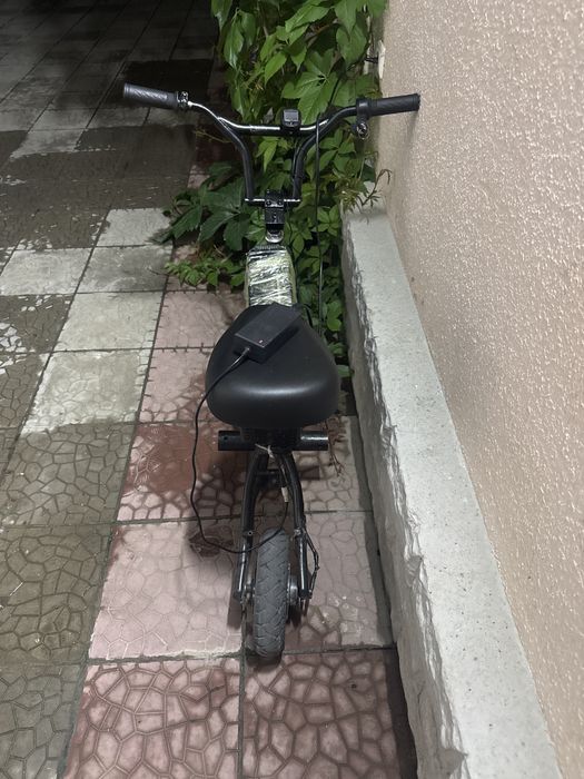 Продается электро самокат