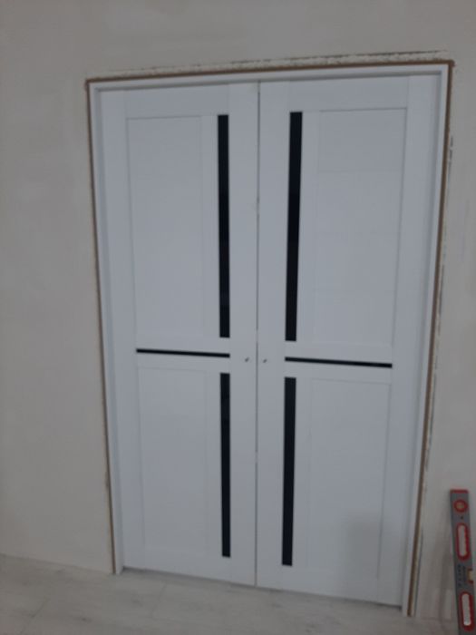 Установка двери и замен замков