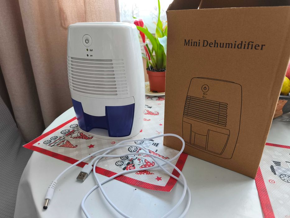 Преносим влагоуловител