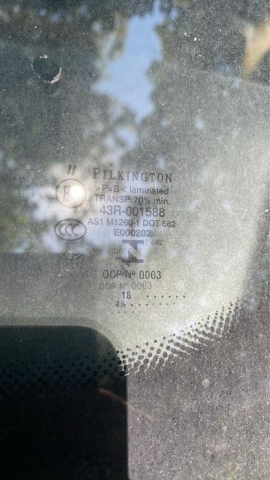 Предно стъкло с подгрев и датчик L322 след 2006