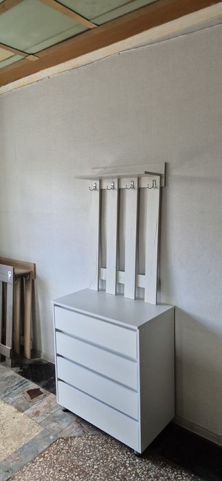 Вешалка для прихожей НОВАЯ