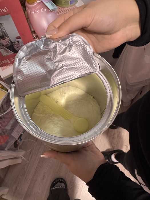 Nan confortis 3  ..2cuti de lapte una nou si a doua desfacuta