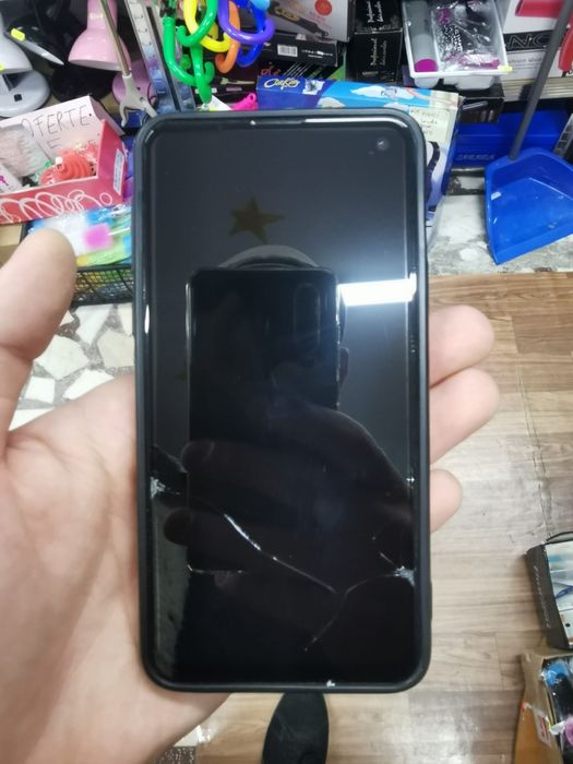 Samsung Galaxy S10e