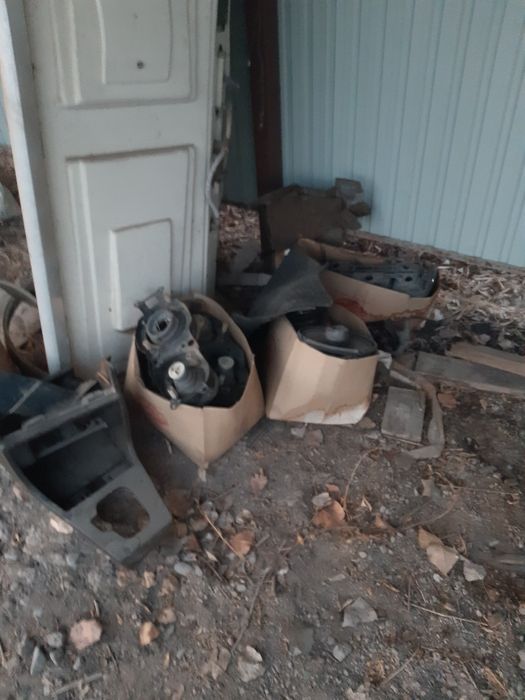 Продам запчасти бмв е28