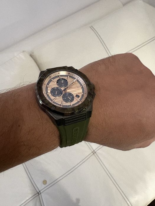 Cerruti 1881 Нов
