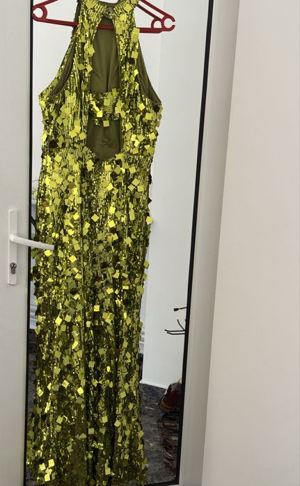 Rochie verde cu paiete