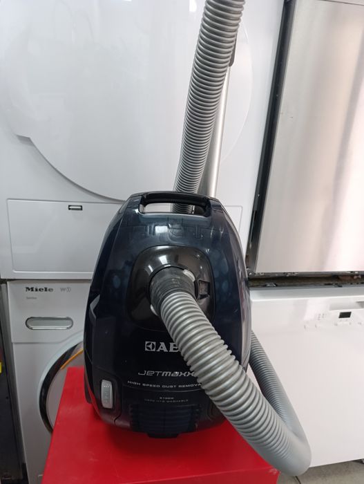 Прахосмукачка AEG Jetmaxx