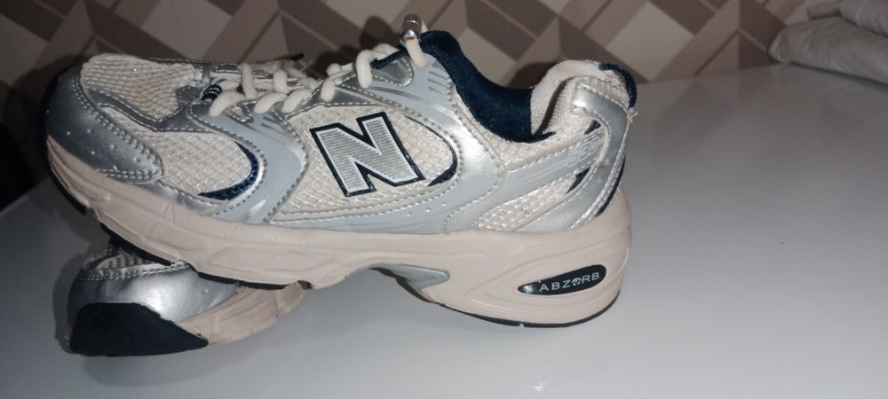 Продажа летних кроссовок New balance