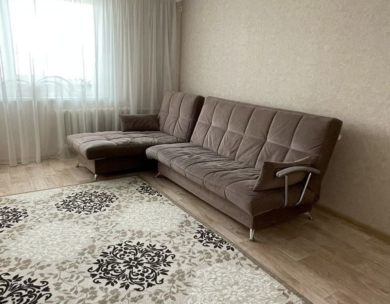 Продам диван в хорошем состоянии