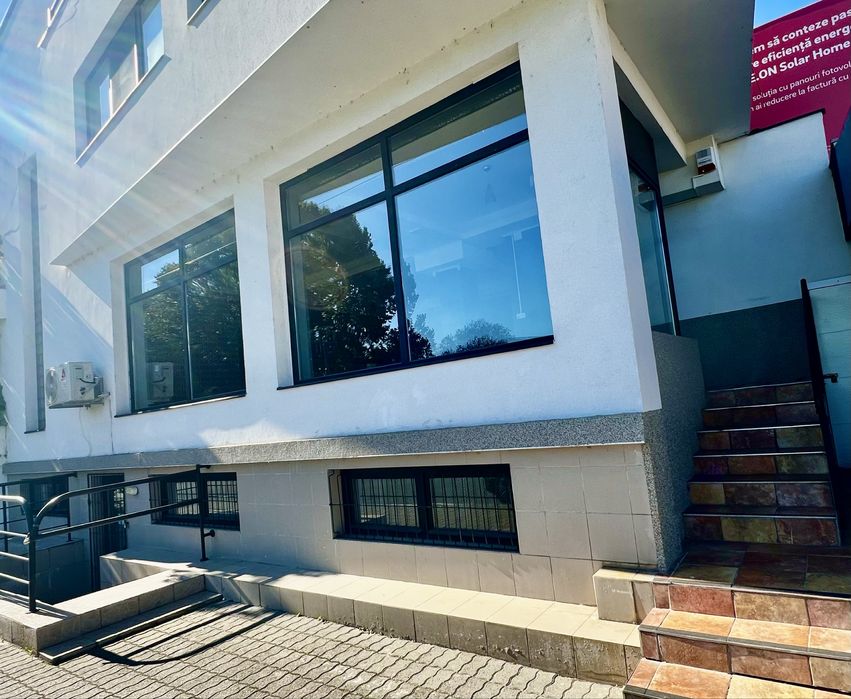 Spatiu comercial ultracentral (Polivalenta )Arad