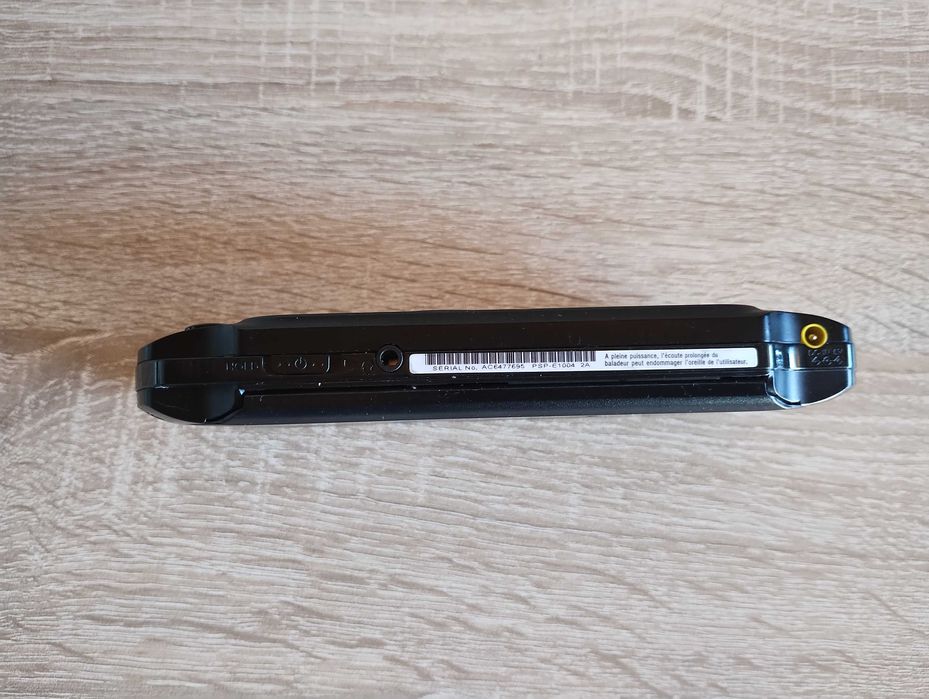 Sony PSP E1004 конзола